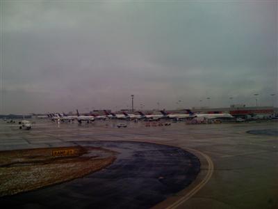 Deicing line at the Atlanta airport